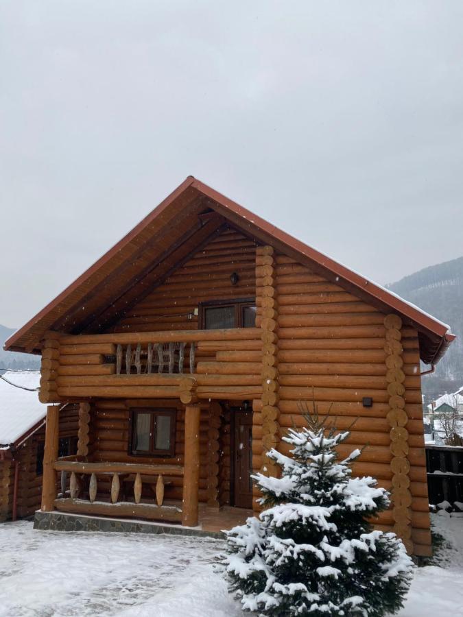 Smerekovyi Dvir Poljana Exterior foto
