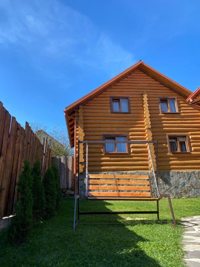 Smerekovyi Dvir Poljana Exterior foto