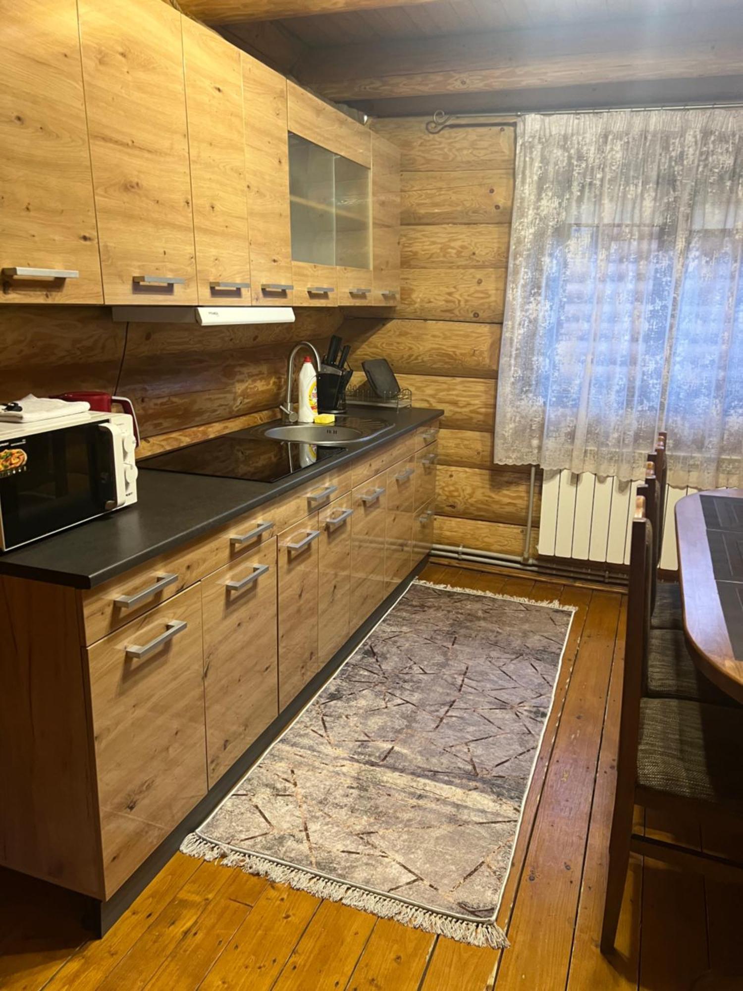 Smerekovyi Dvir Poljana Exterior foto