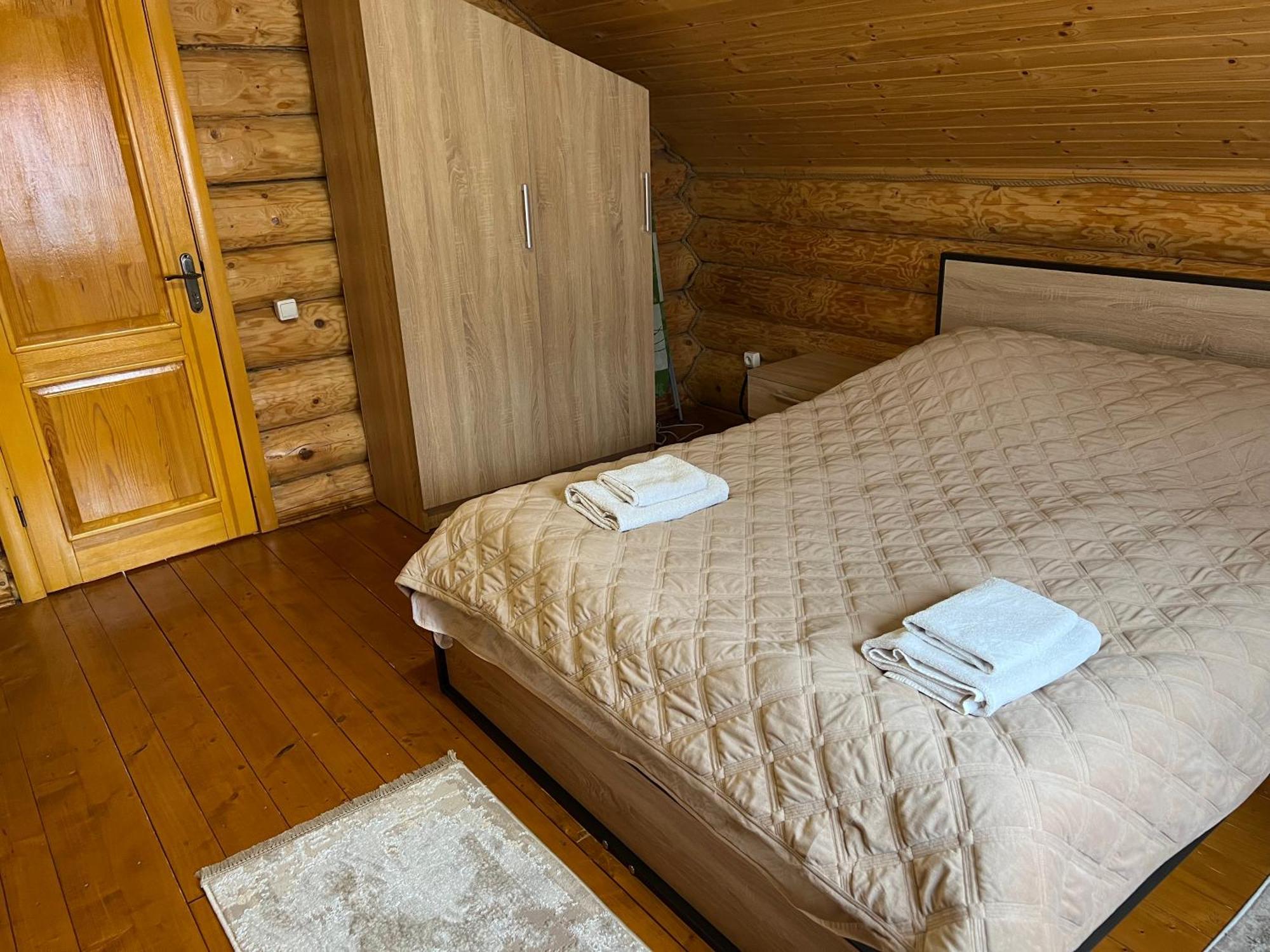 Smerekovyi Dvir Poljana Exterior foto